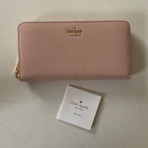 ✨Kate Spade Cameron Street Lacey Wallet